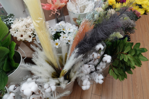 100均ダイソー 造花 観葉 アーティシャルフラワー トマトサーチ２